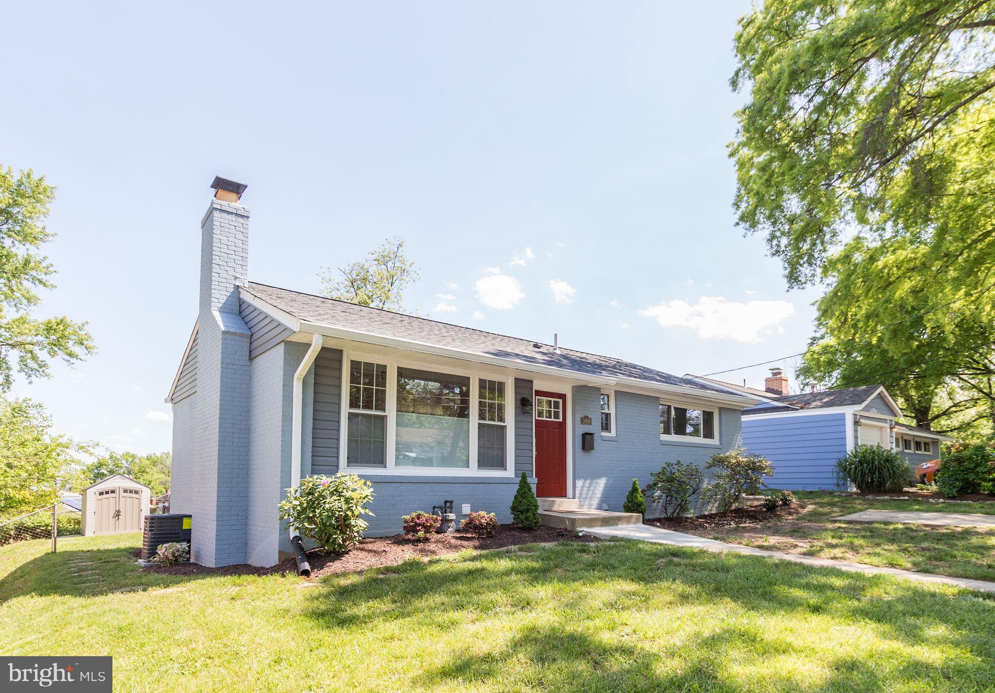 CAROLE HIGHLANDS - Residential