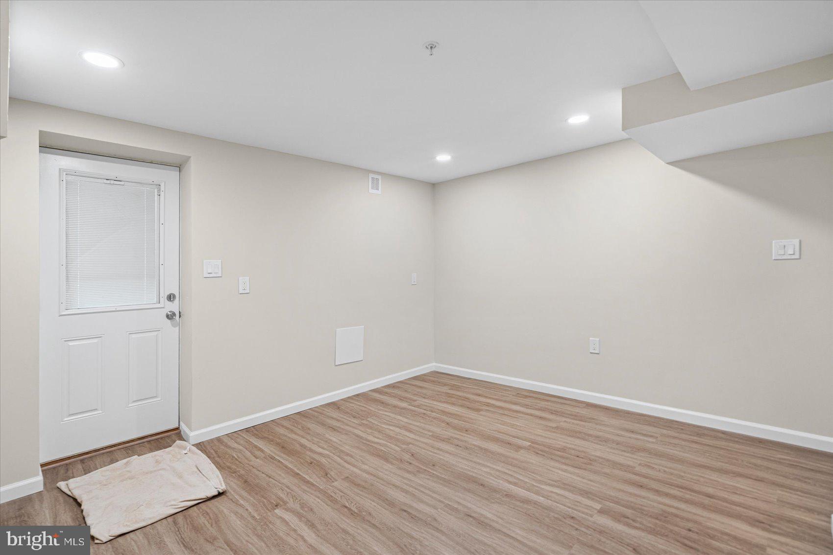 SANDYMOUNT ESTATES - Residential
