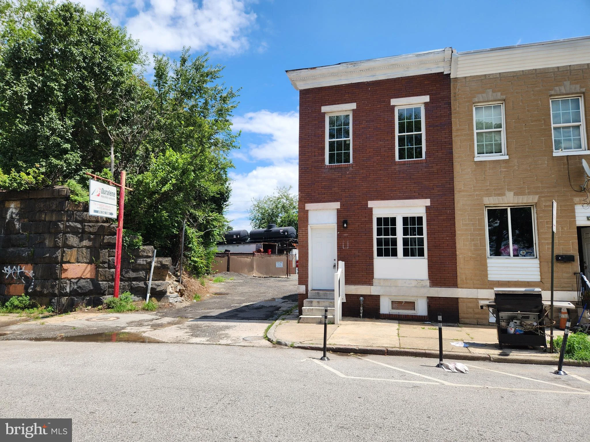 1 S Kresson Street