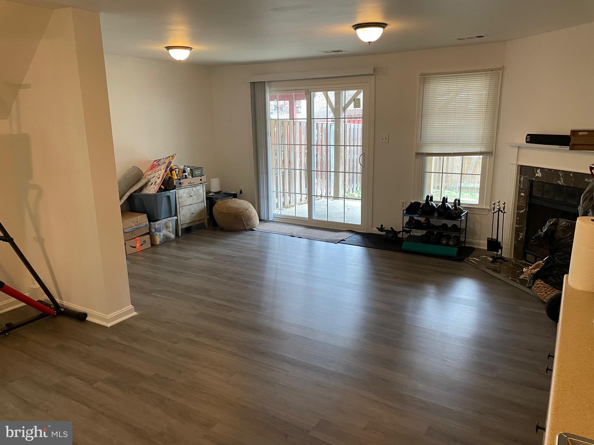 WOODBRIDGE - Residential Lease