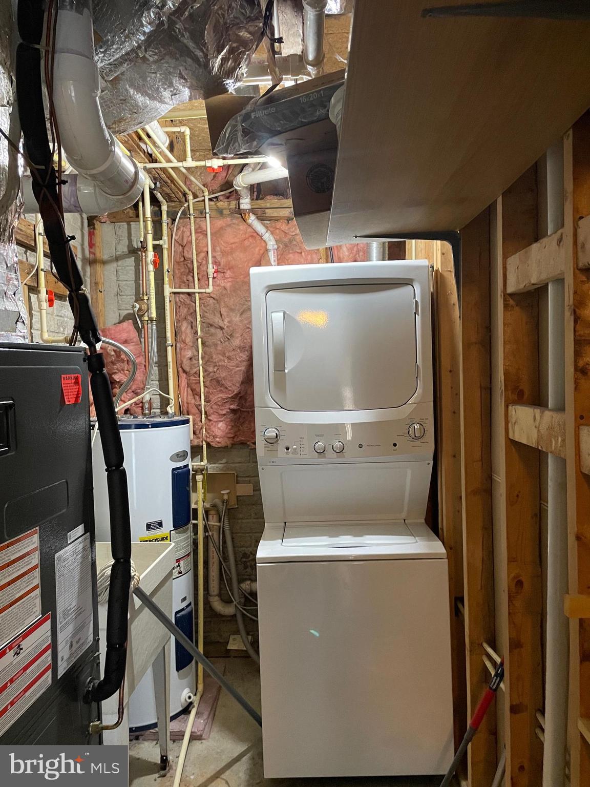 WOODBRIDGE - Residential Lease