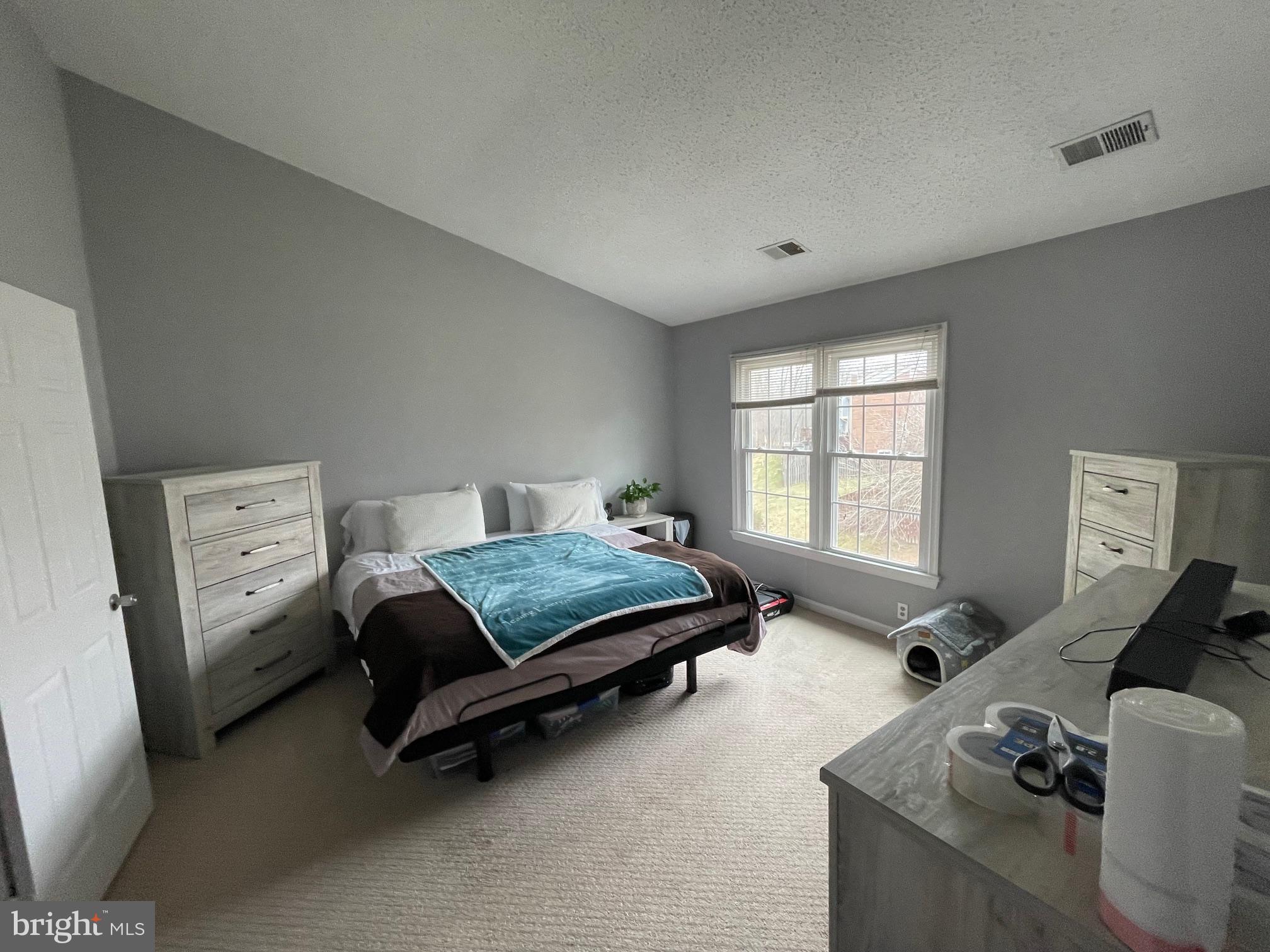 WOODBRIDGE - Residential Lease