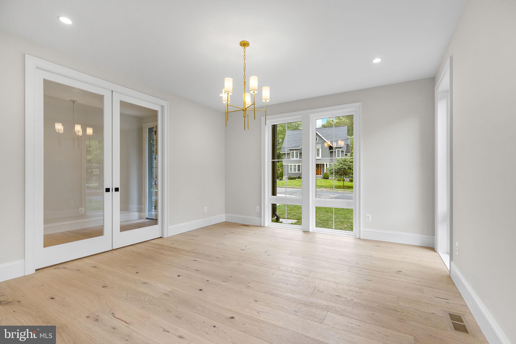 VIRGINIA FOREST - Residential