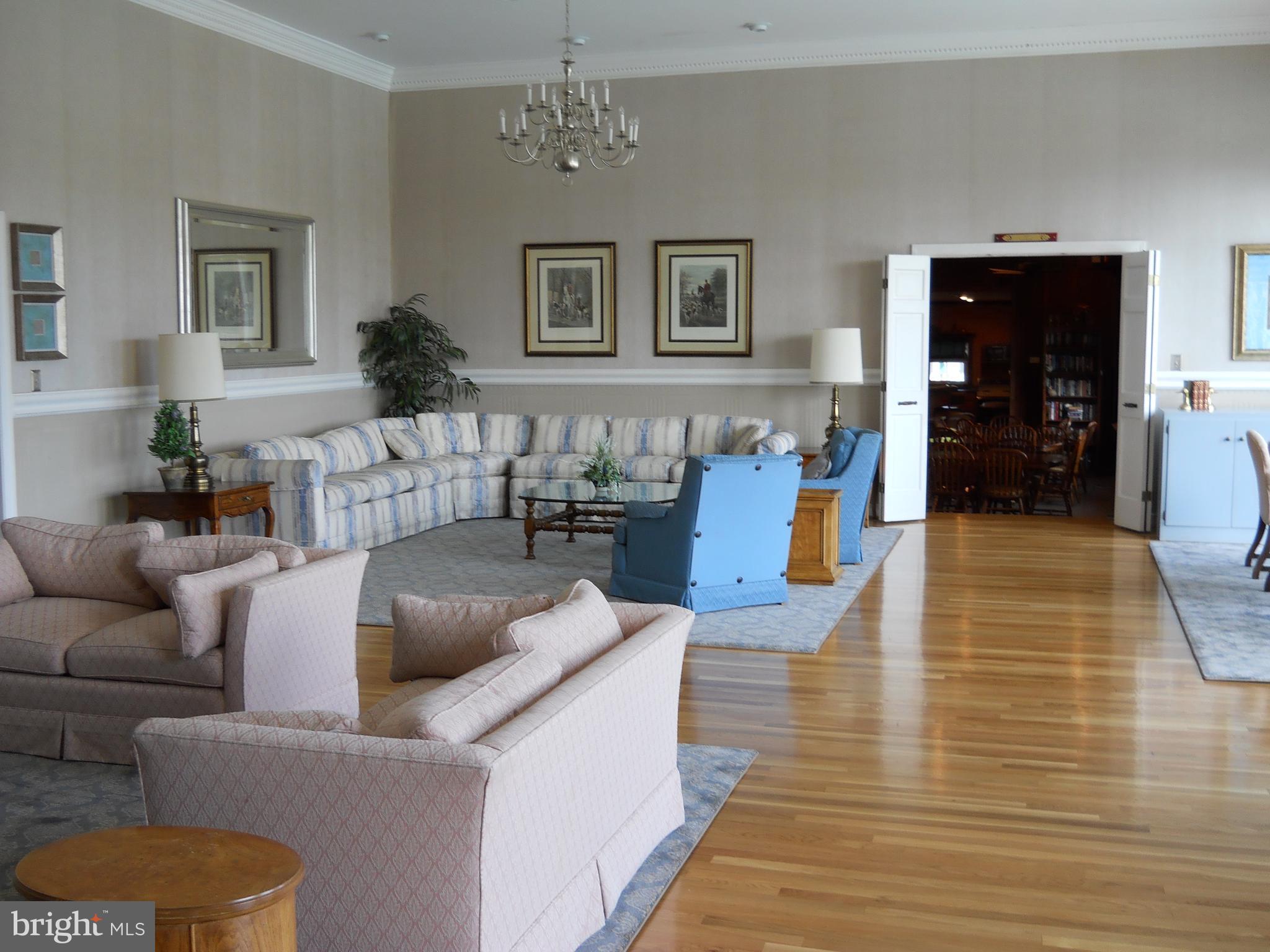 STRATFORD HARBOUR - Land