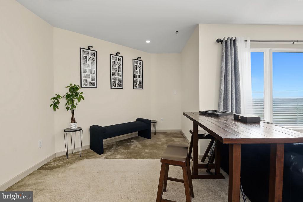 5215 LE PARC DRIVE 6