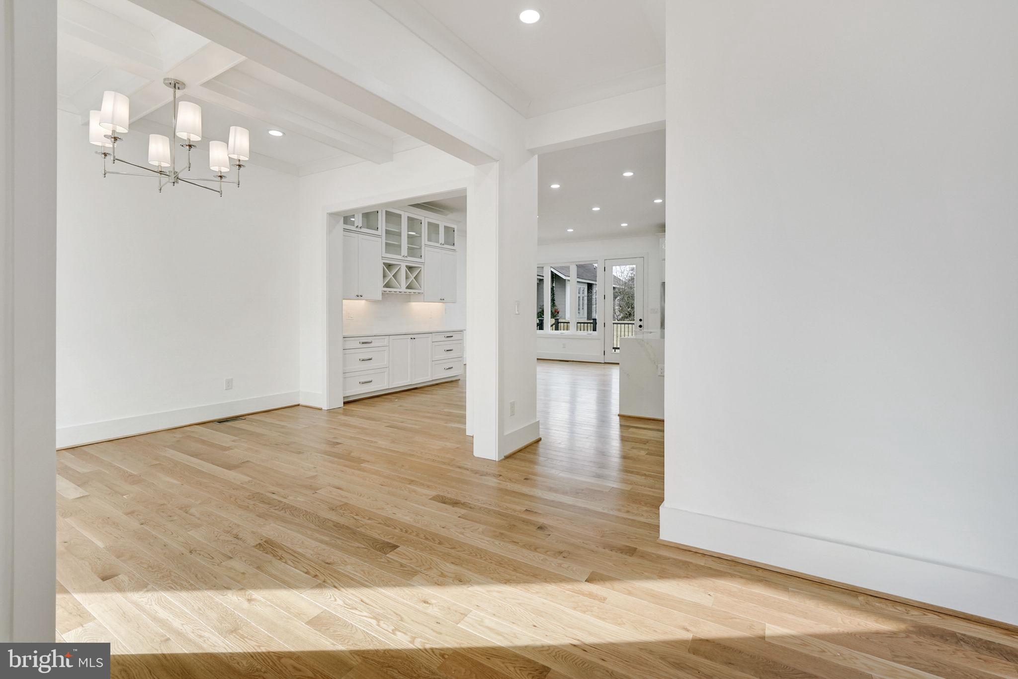 EAST FALLS CHURCH - Residential