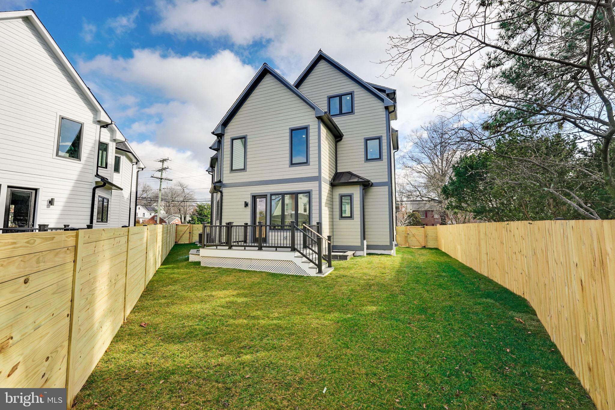 EAST FALLS CHURCH - Residential