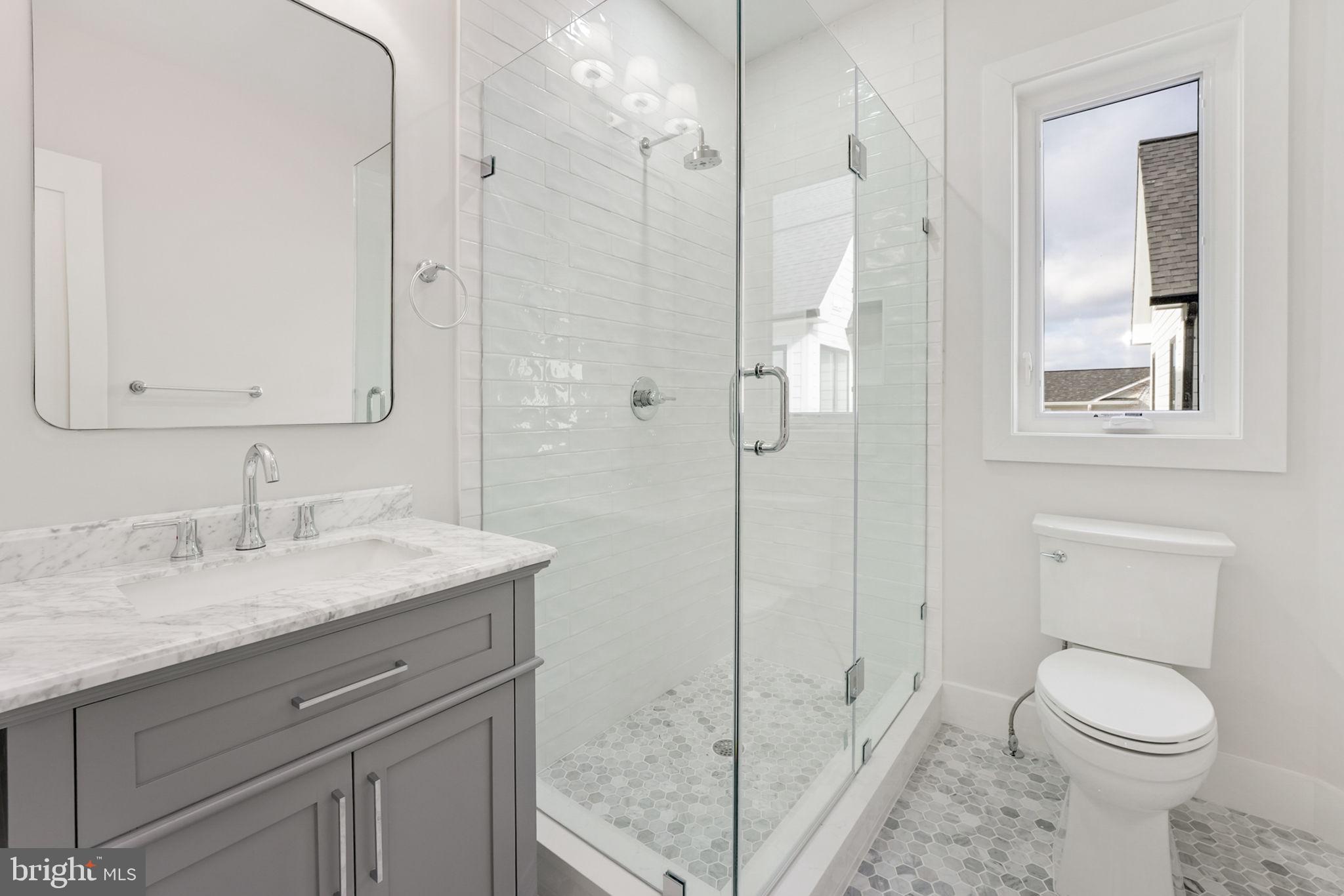 EAST FALLS CHURCH - Residential