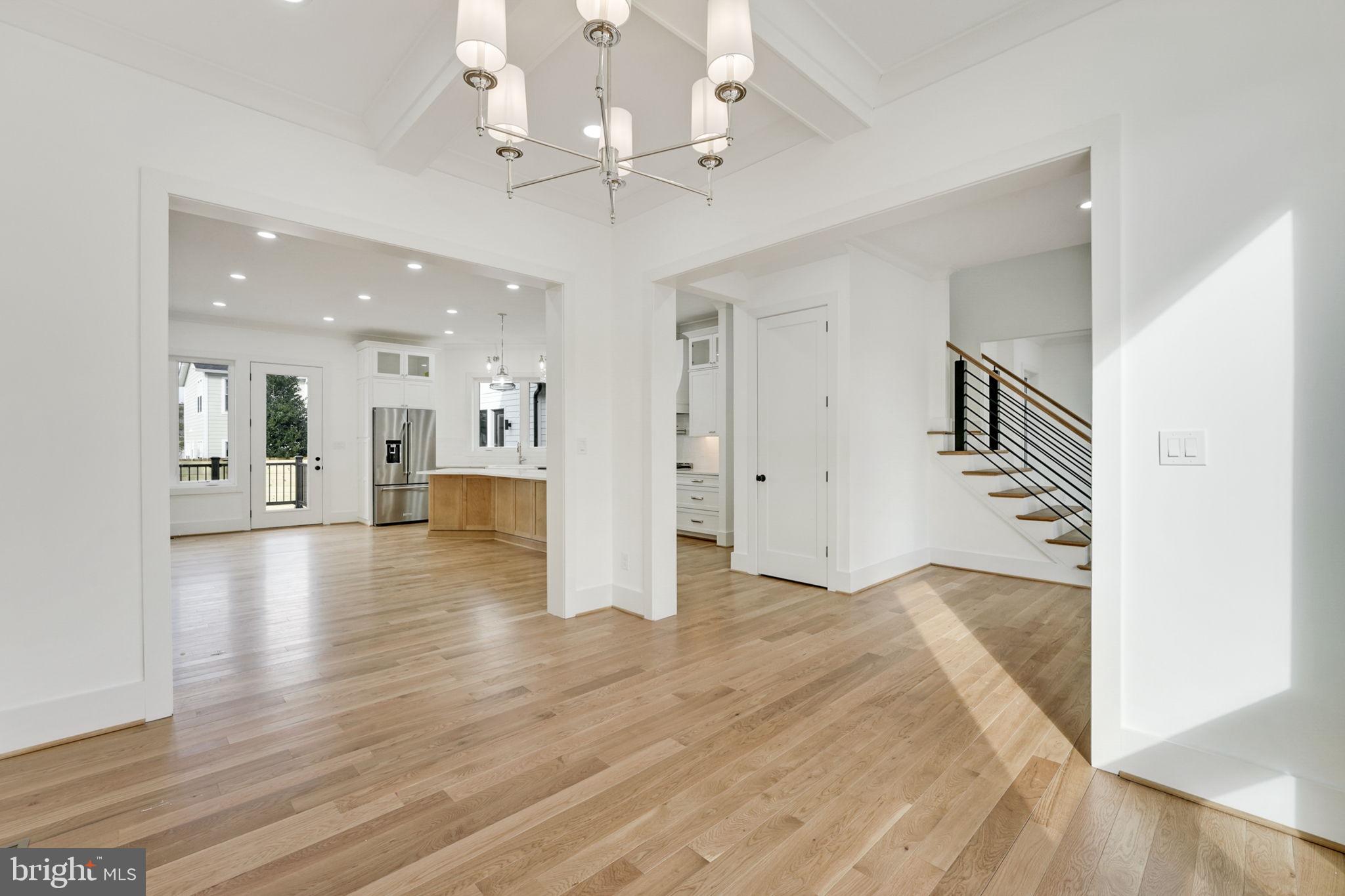 EAST FALLS CHURCH - Residential