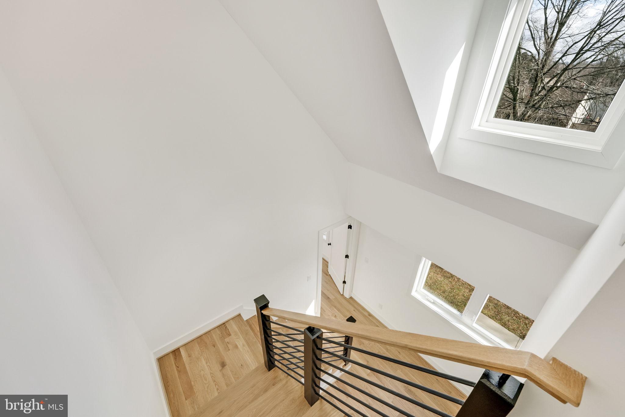 EAST FALLS CHURCH - Residential