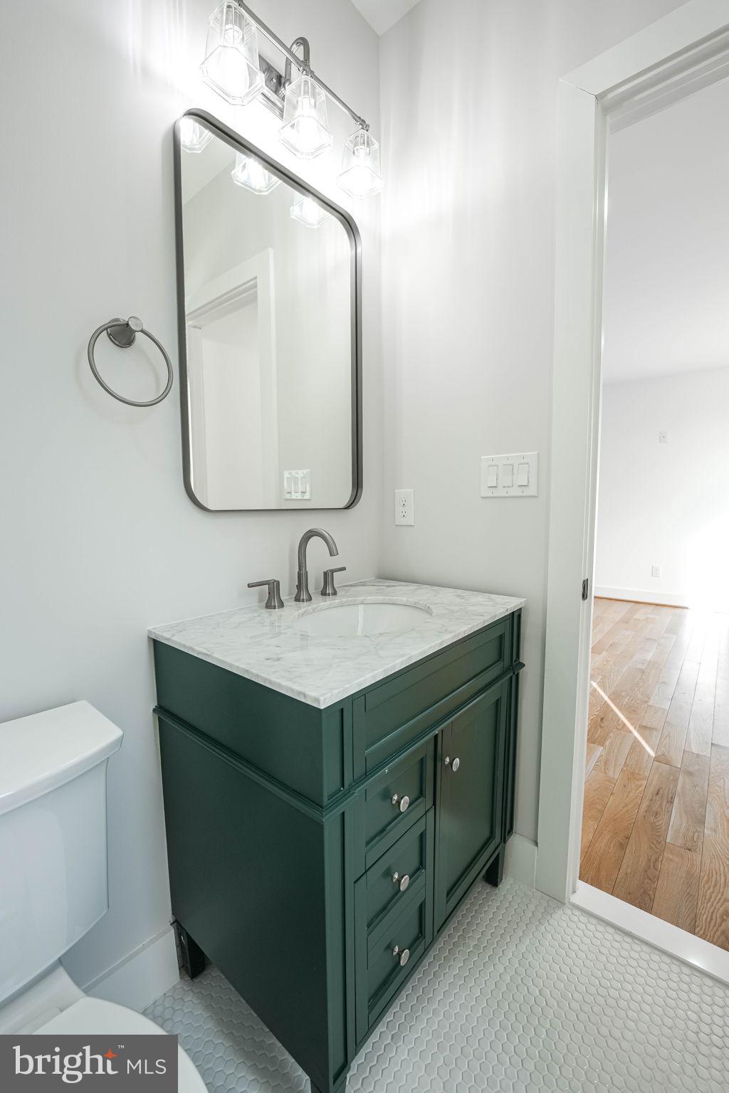 EAST FALLS CHURCH - Residential