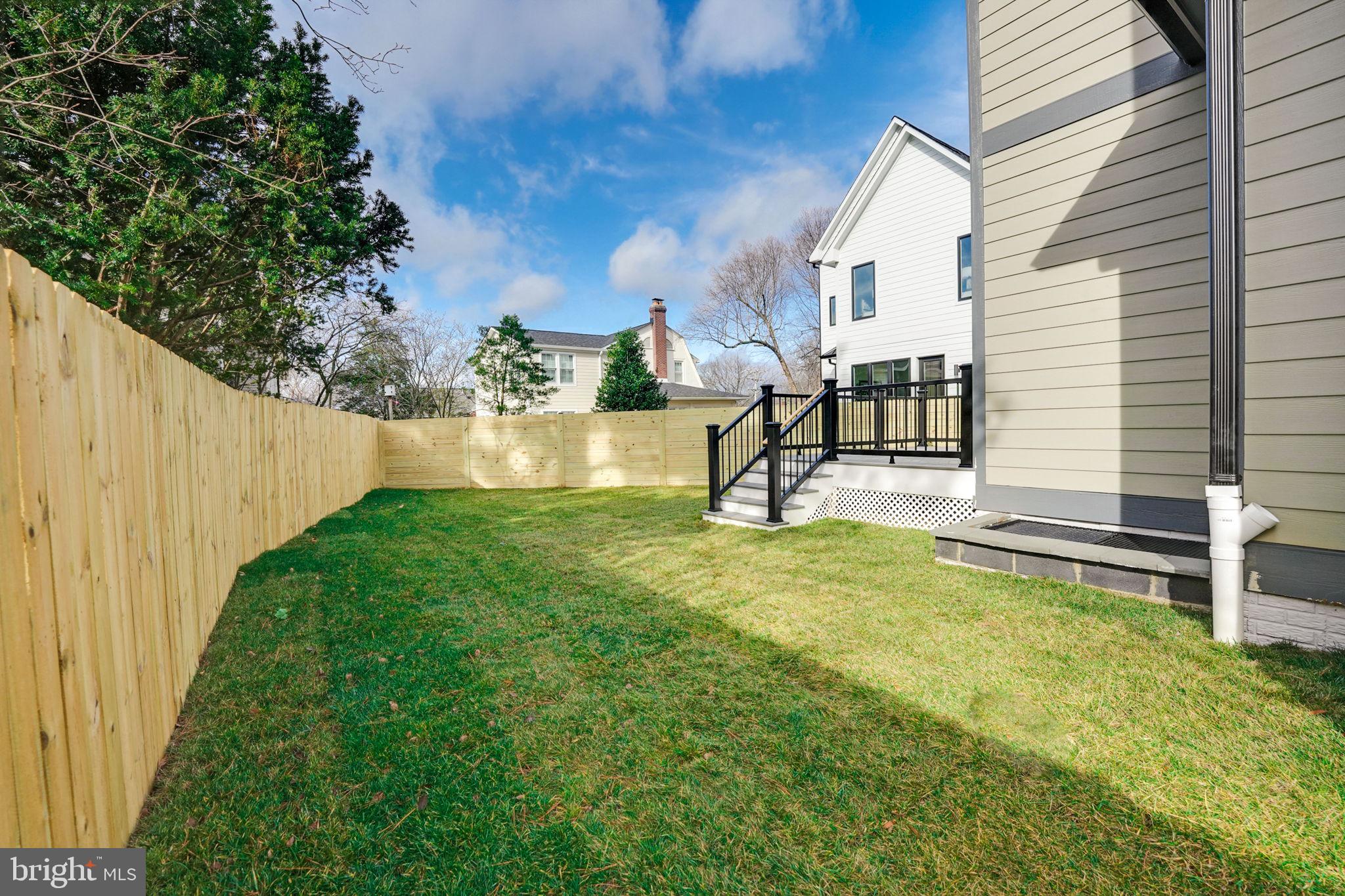 EAST FALLS CHURCH - Residential