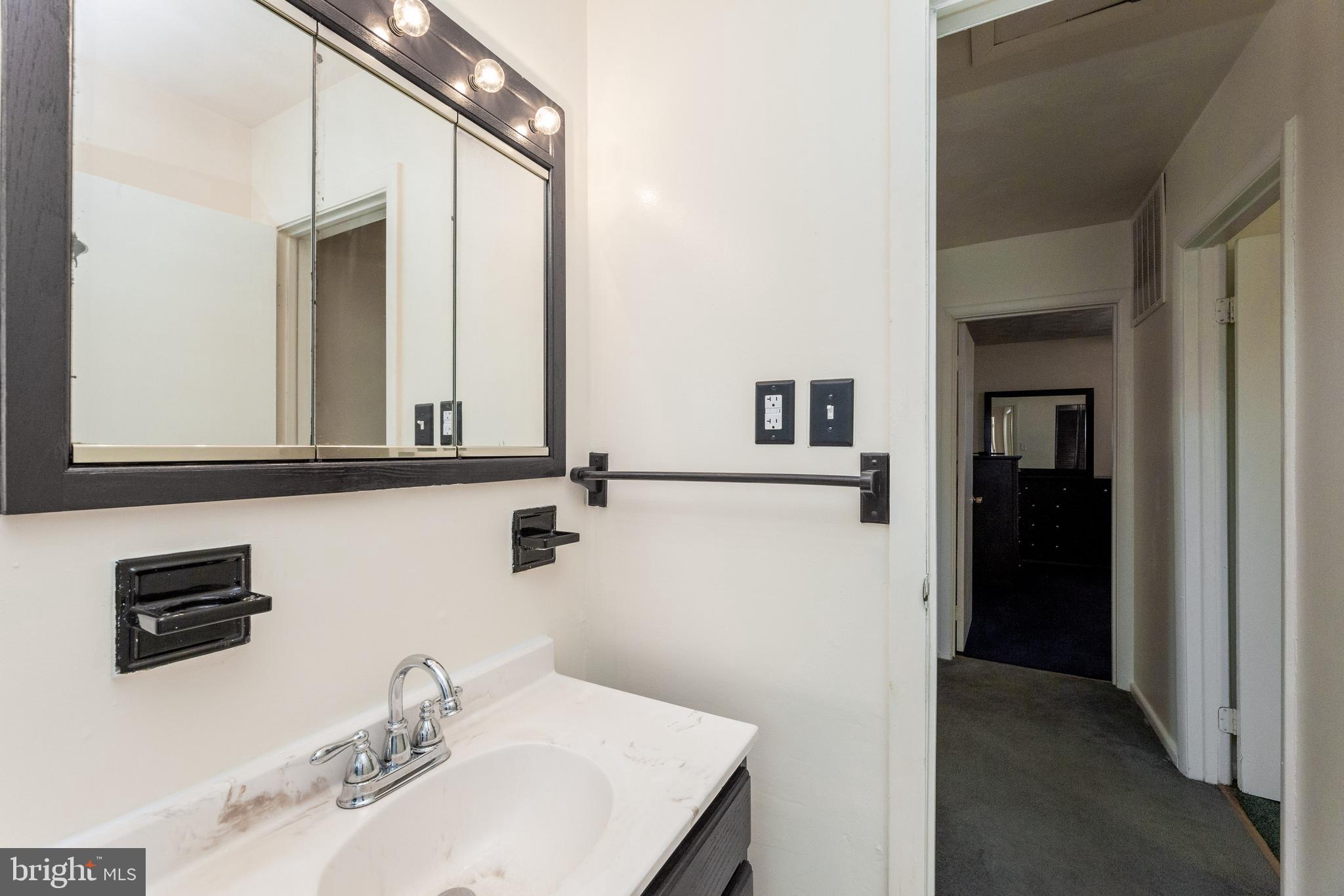 HILLCREST HEIGHTS - Residential