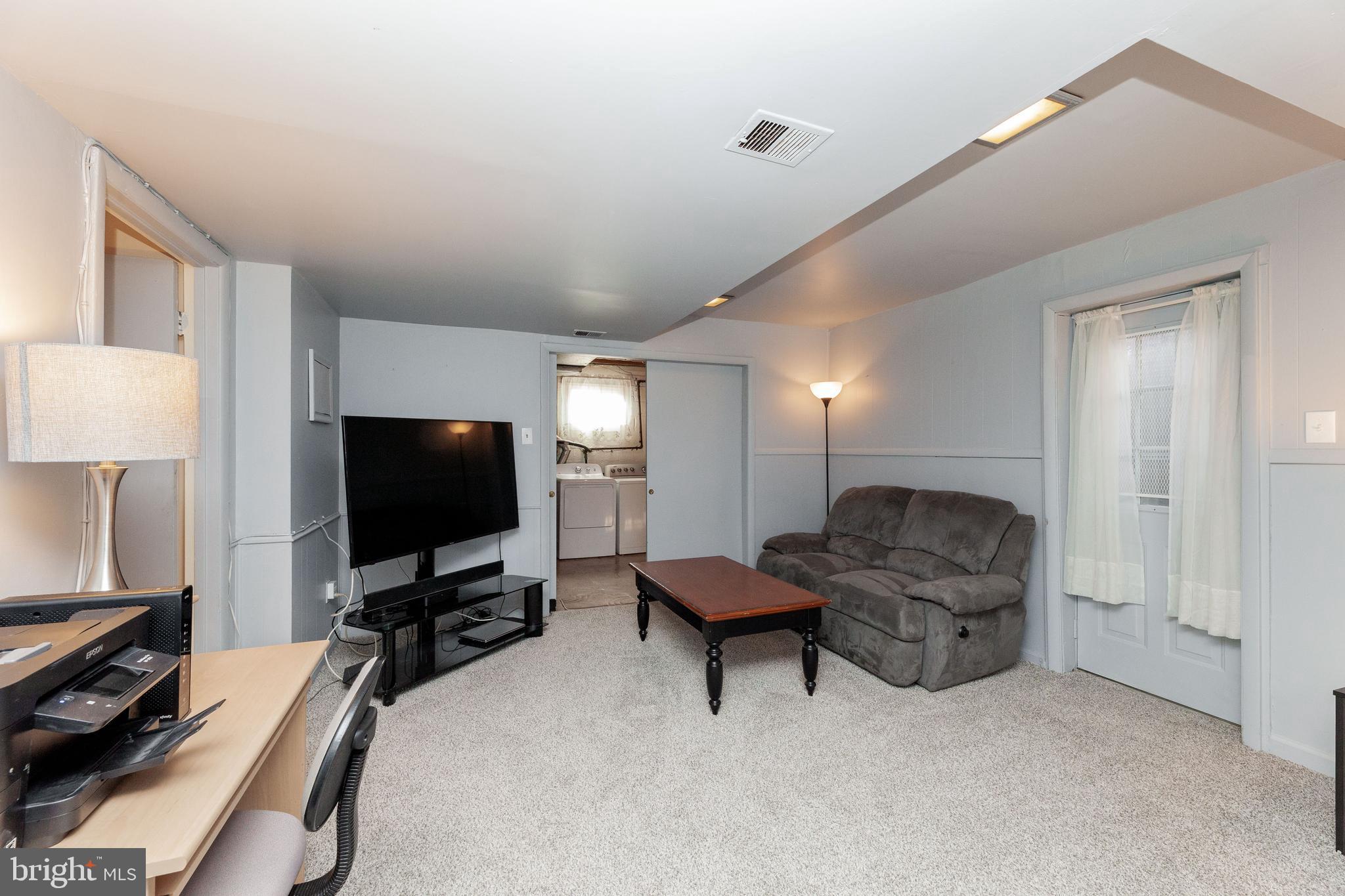 HILLCREST HEIGHTS - Residential