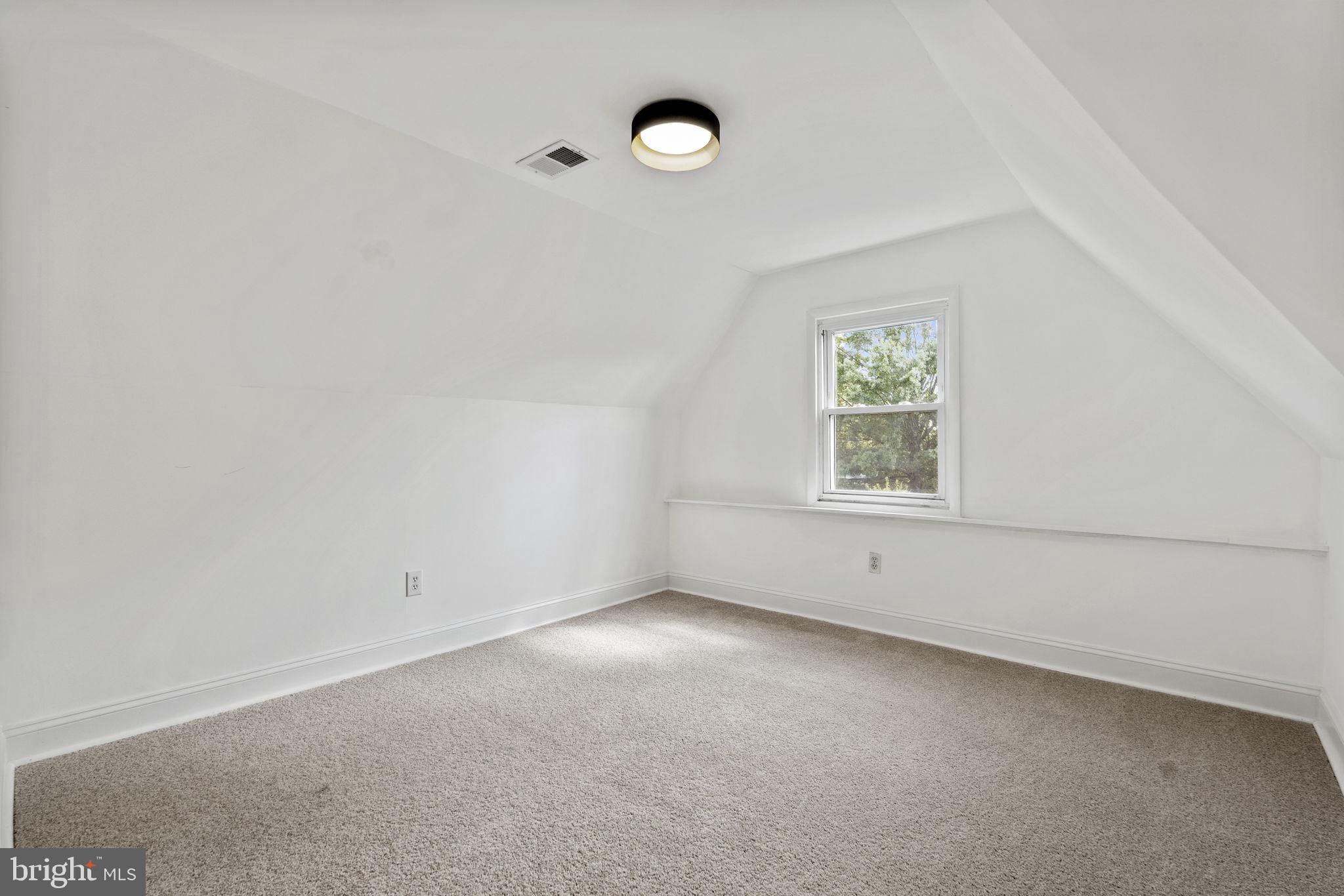 TUXEDO- PRYORS ADDN - Residential