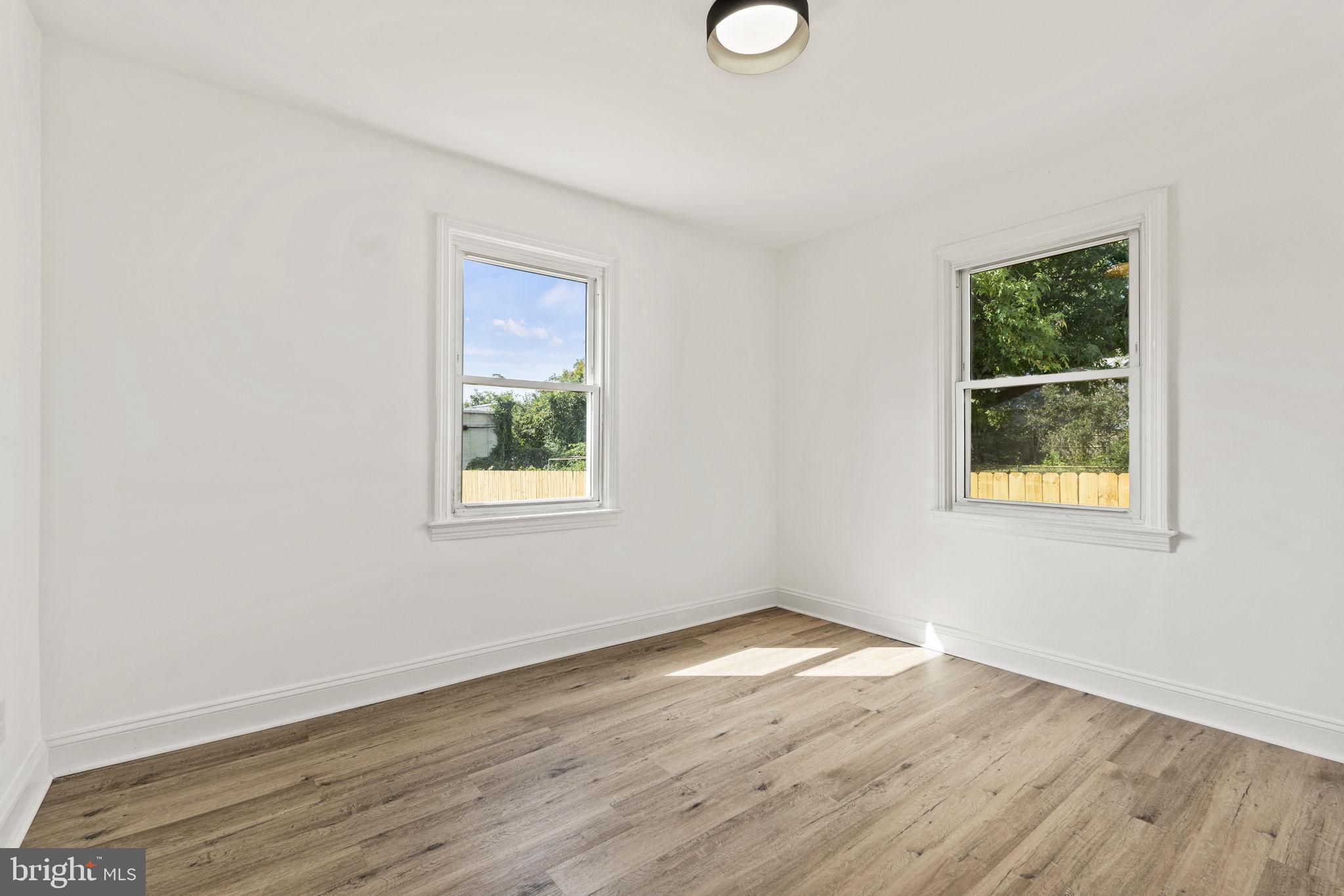 TUXEDO- PRYORS ADDN - Residential