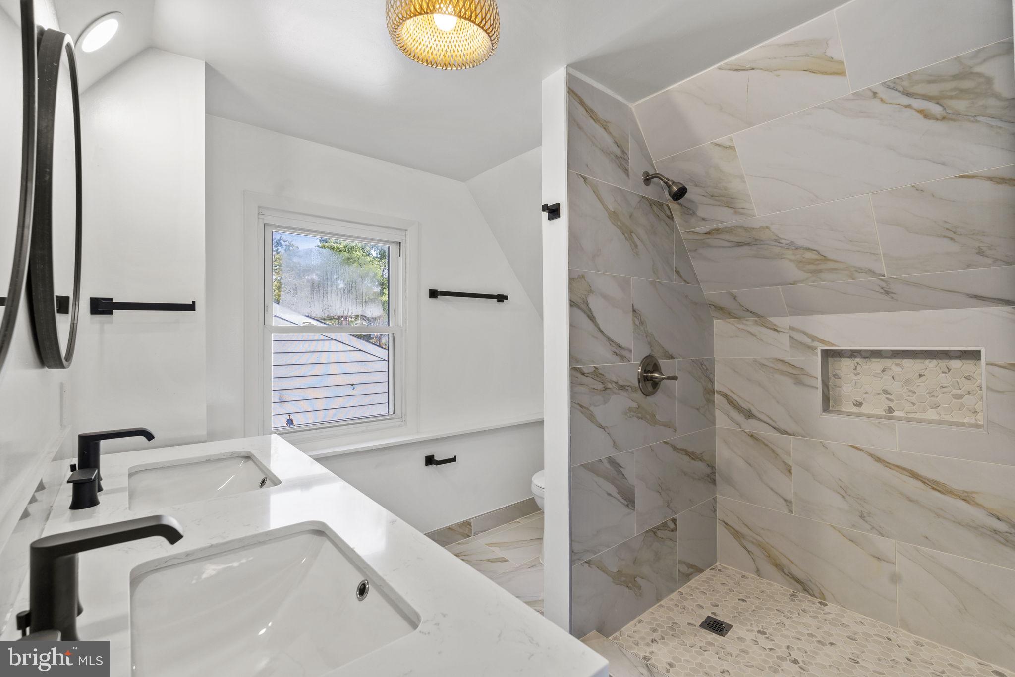 TUXEDO- PRYORS ADDN - Residential