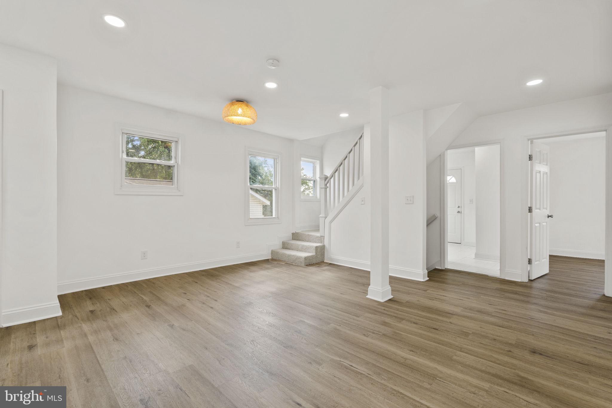 TUXEDO- PRYORS ADDN - Residential