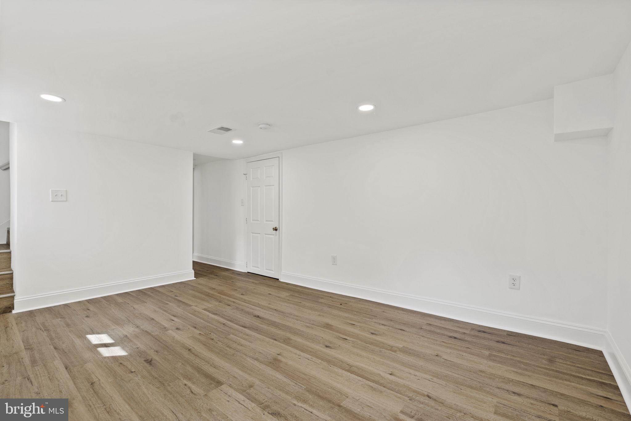 TUXEDO- PRYORS ADDN - Residential