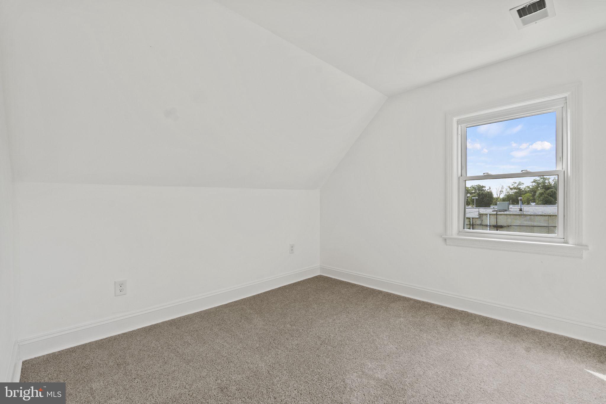 TUXEDO- PRYORS ADDN - Residential