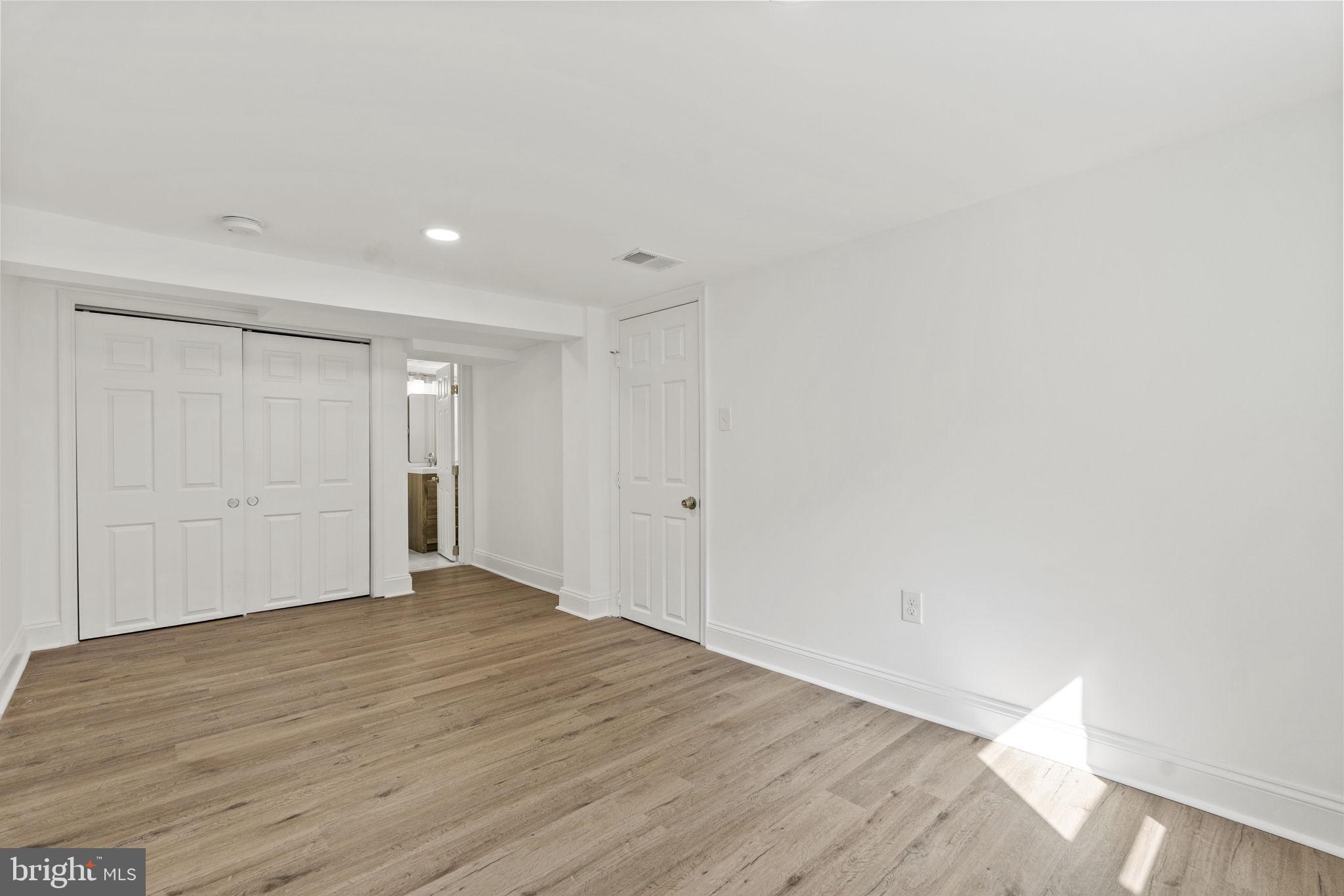 TUXEDO- PRYORS ADDN - Residential