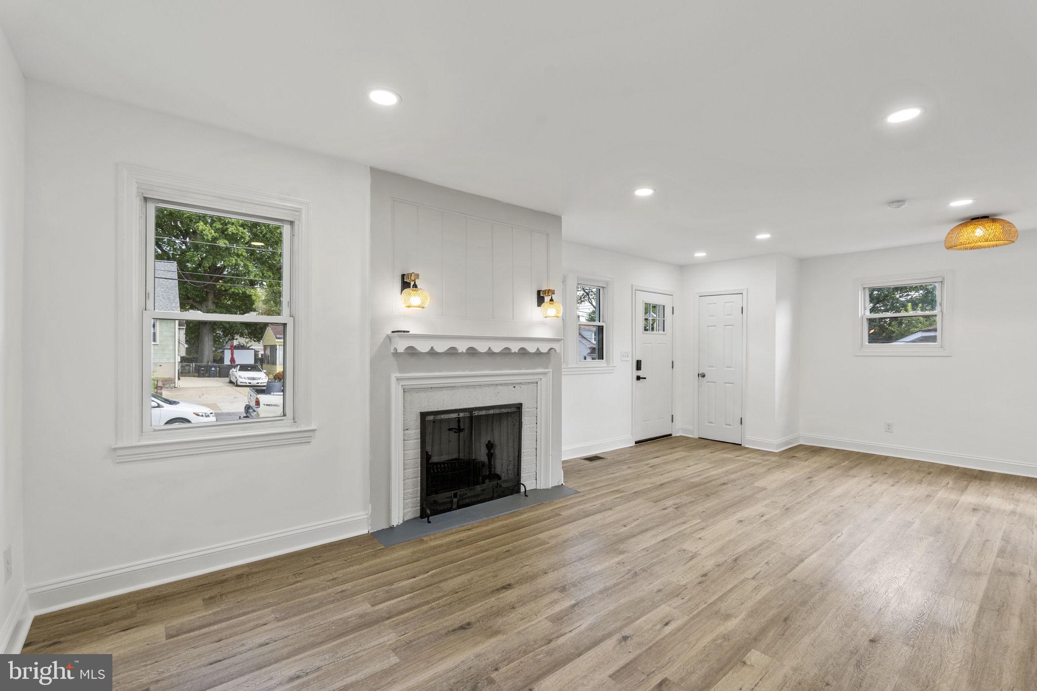 TUXEDO- PRYORS ADDN - Residential