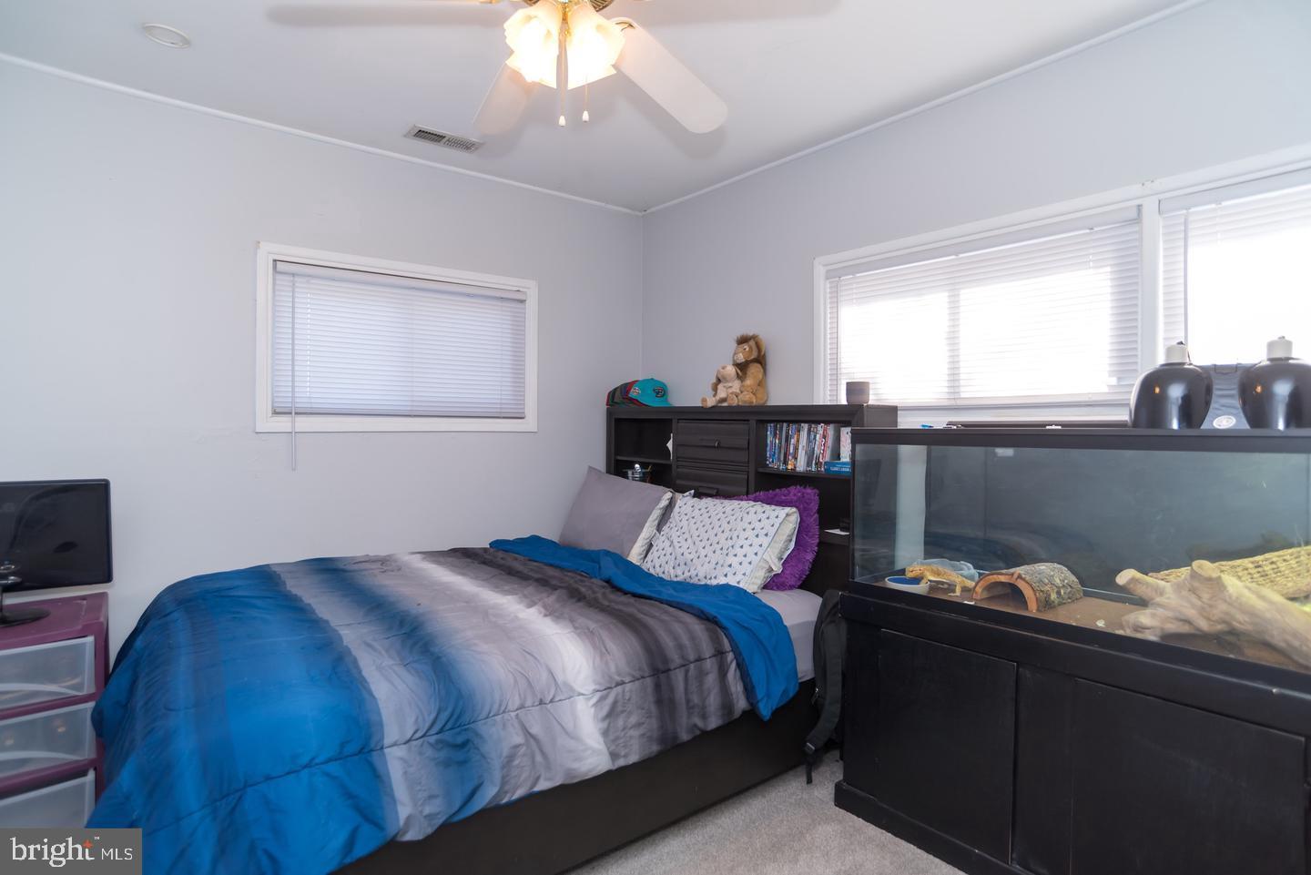 PINEWOOD - Residential Lease