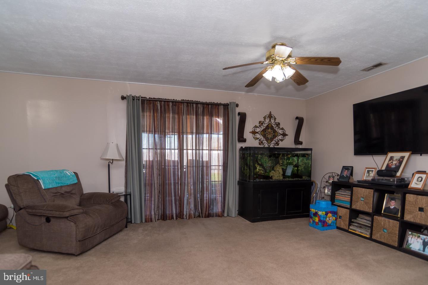 PINEWOOD - Residential Lease