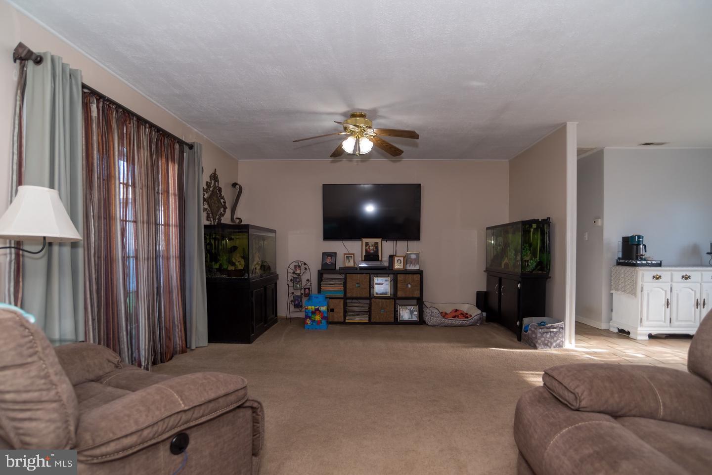 PINEWOOD - Residential Lease