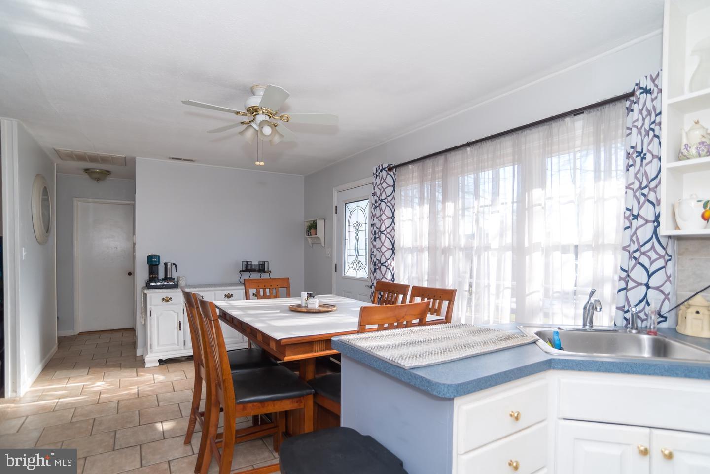 PINEWOOD - Residential Lease