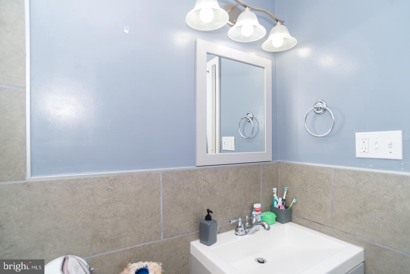 PINEWOOD - Residential Lease