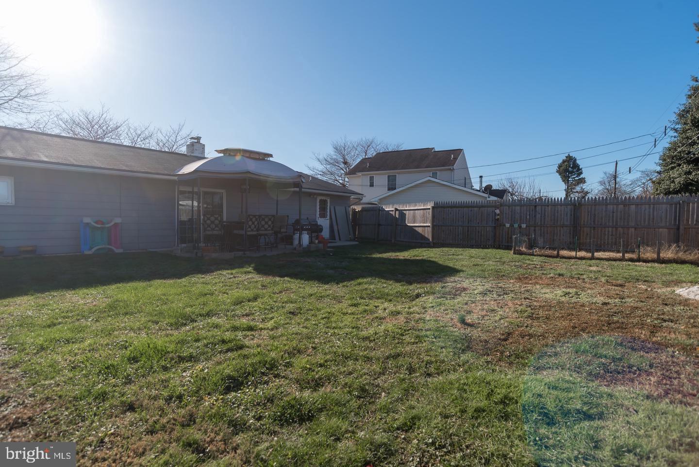 PINEWOOD - Residential Lease