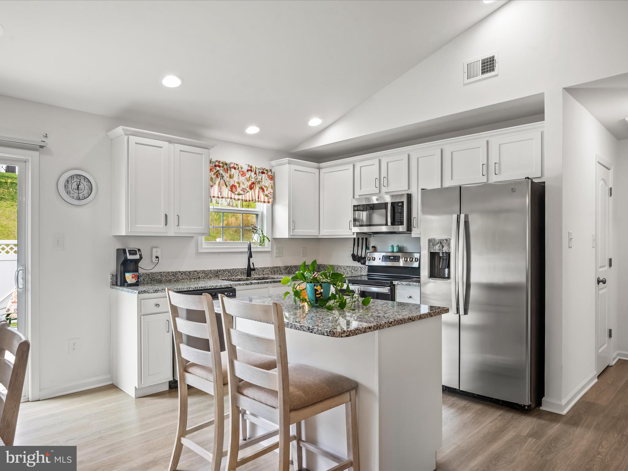 NADENBOUSCH HEIGHTS - Residential