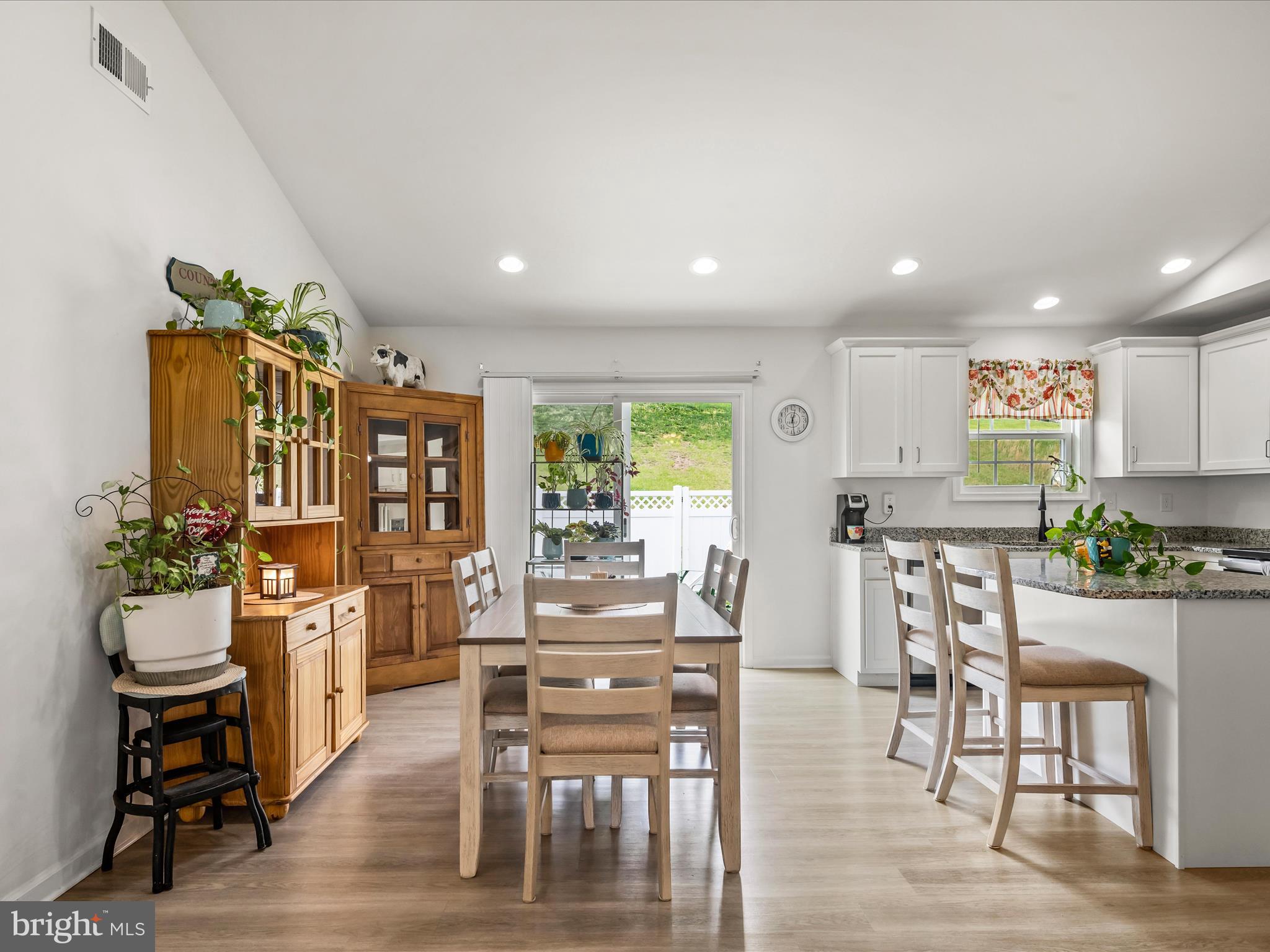 NADENBOUSCH HEIGHTS - Residential