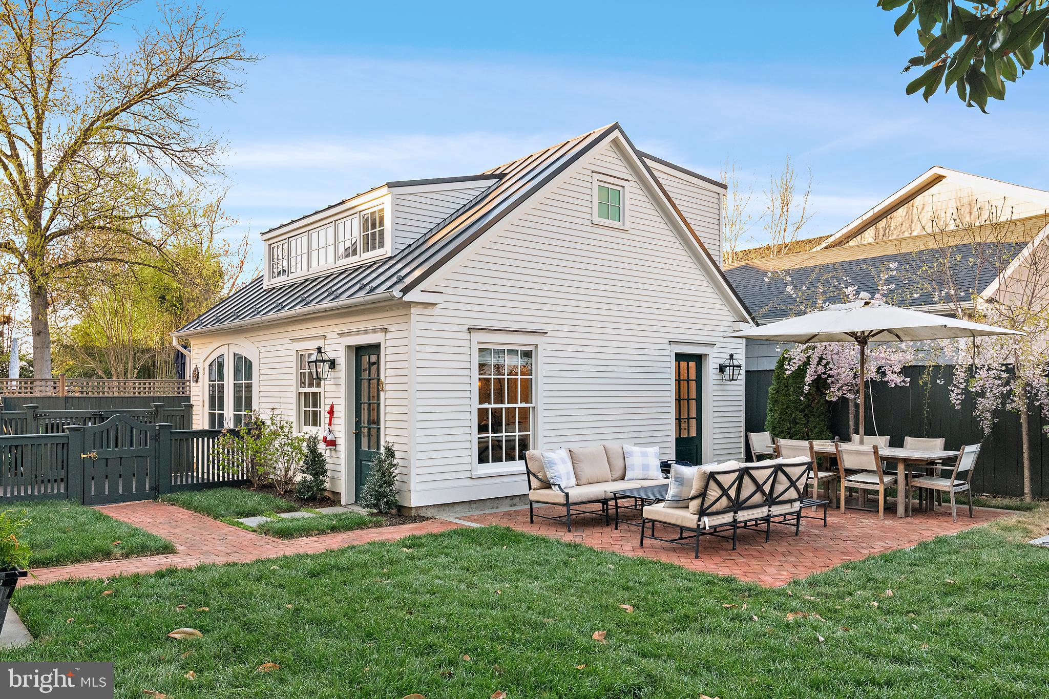 EASTPORT - Residential