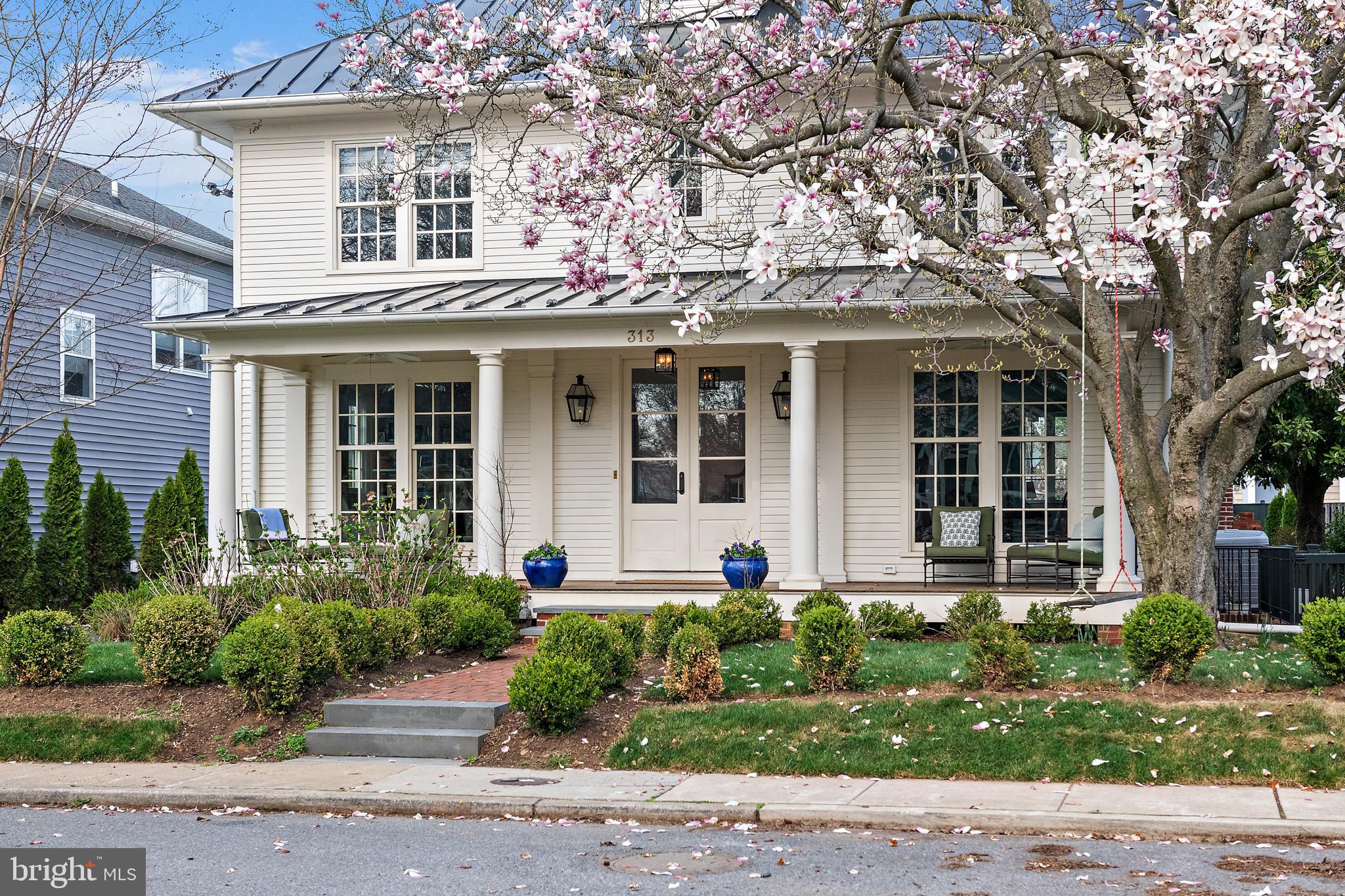 EASTPORT - Residential