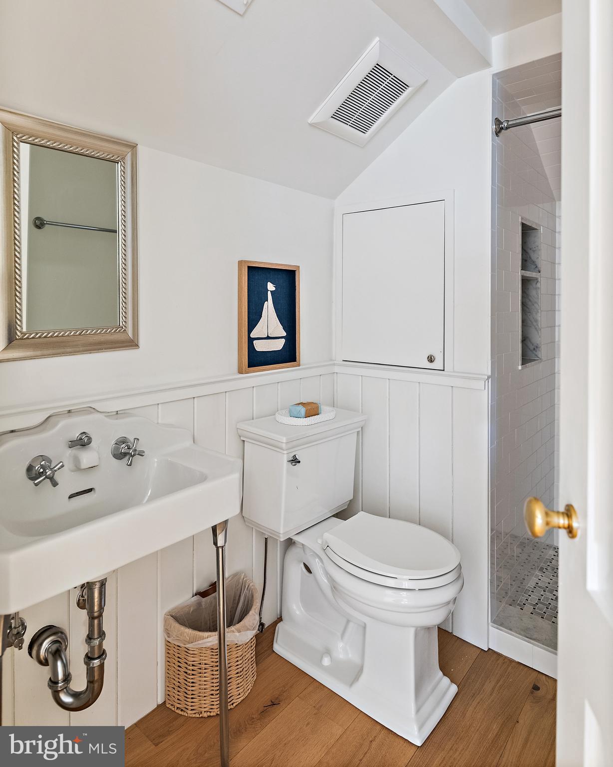 EASTPORT - Residential