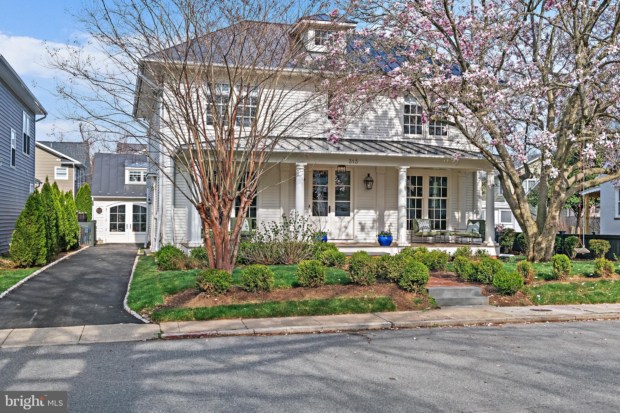 EASTPORT - Residential