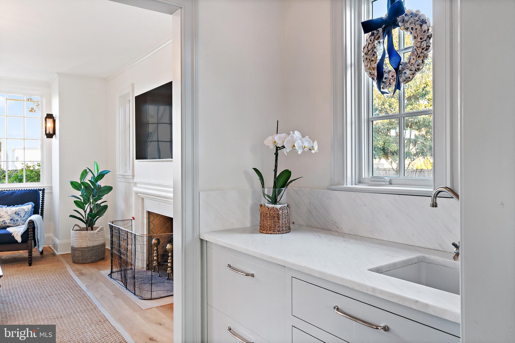 EASTPORT - Residential