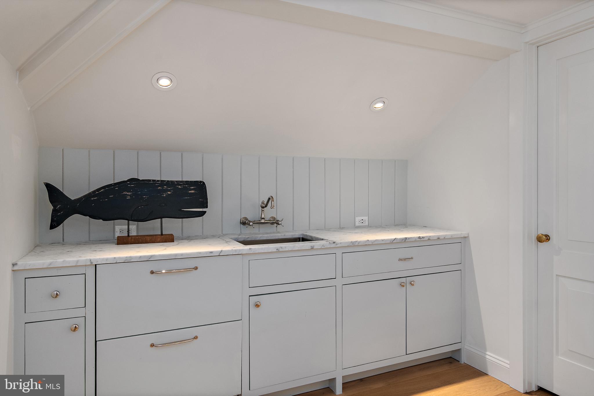 EASTPORT - Residential