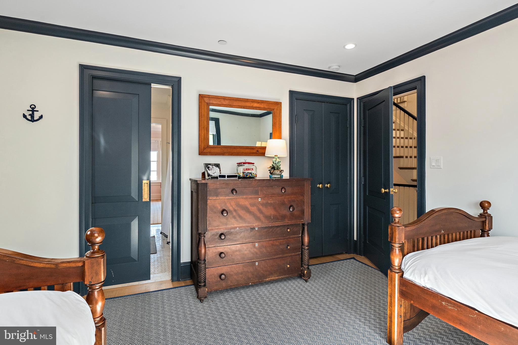 EASTPORT - Residential