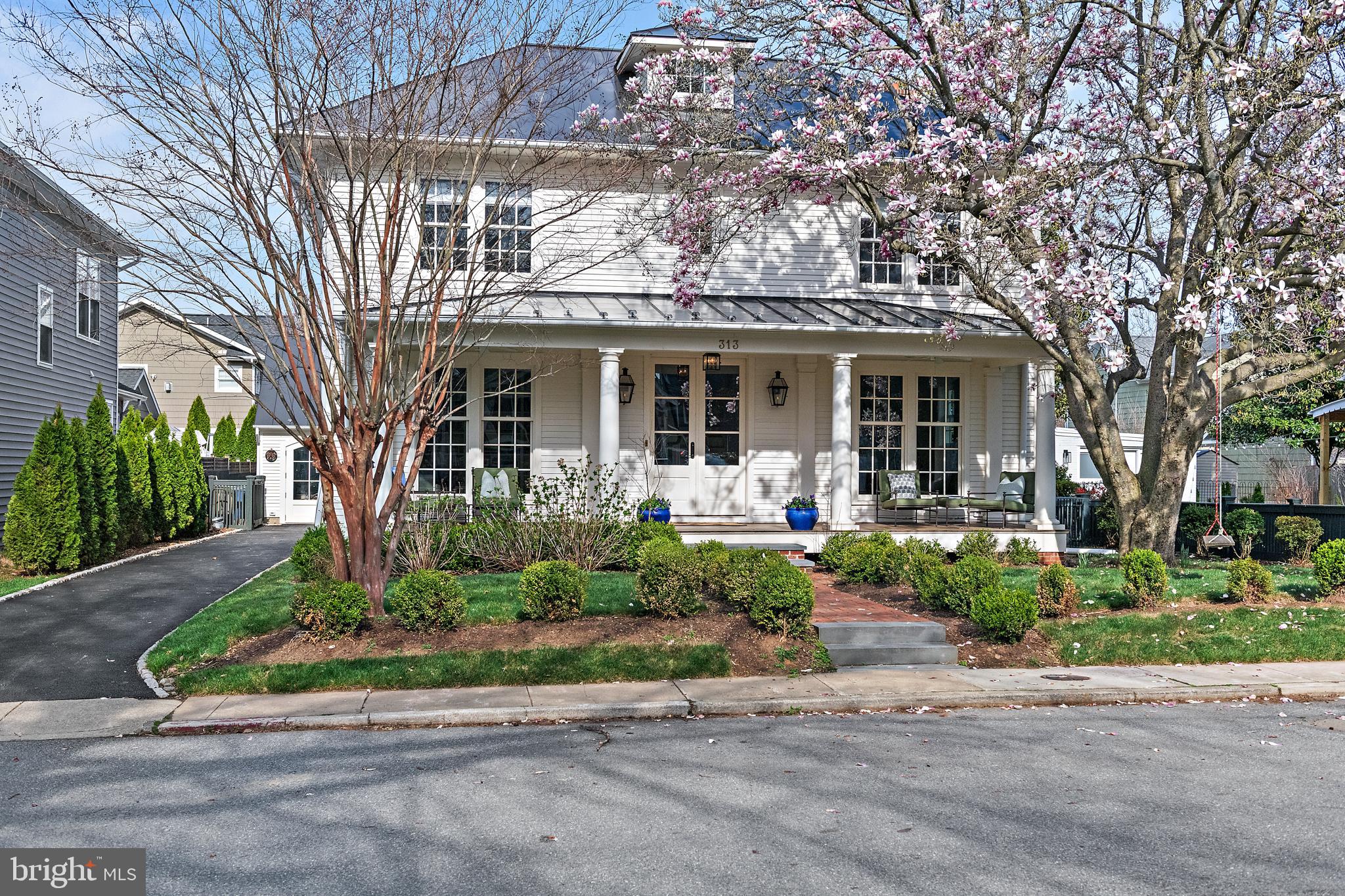 EASTPORT - Residential