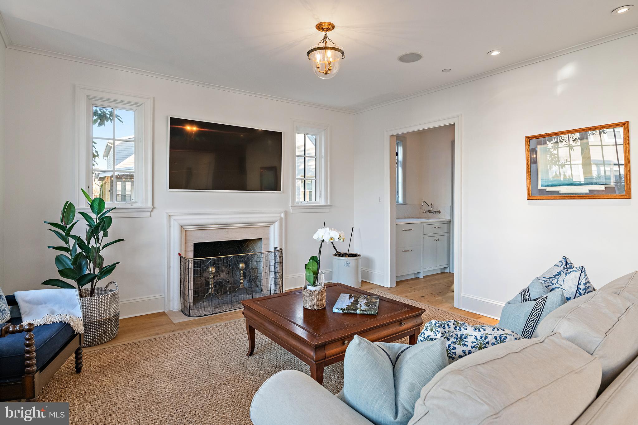 EASTPORT - Residential