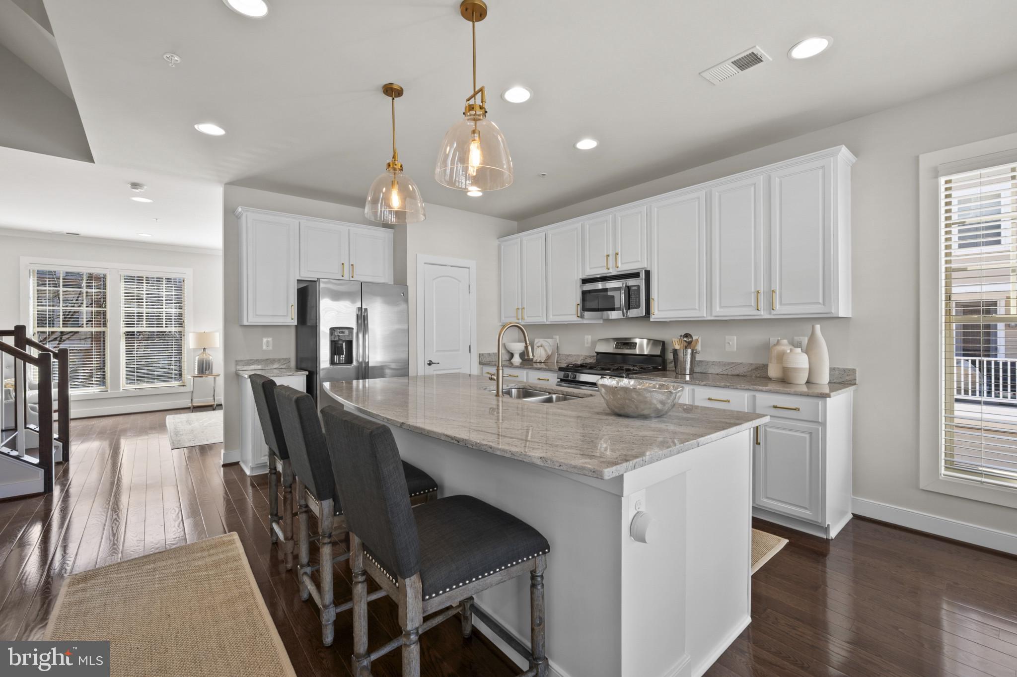 CROWN FARM - Residential