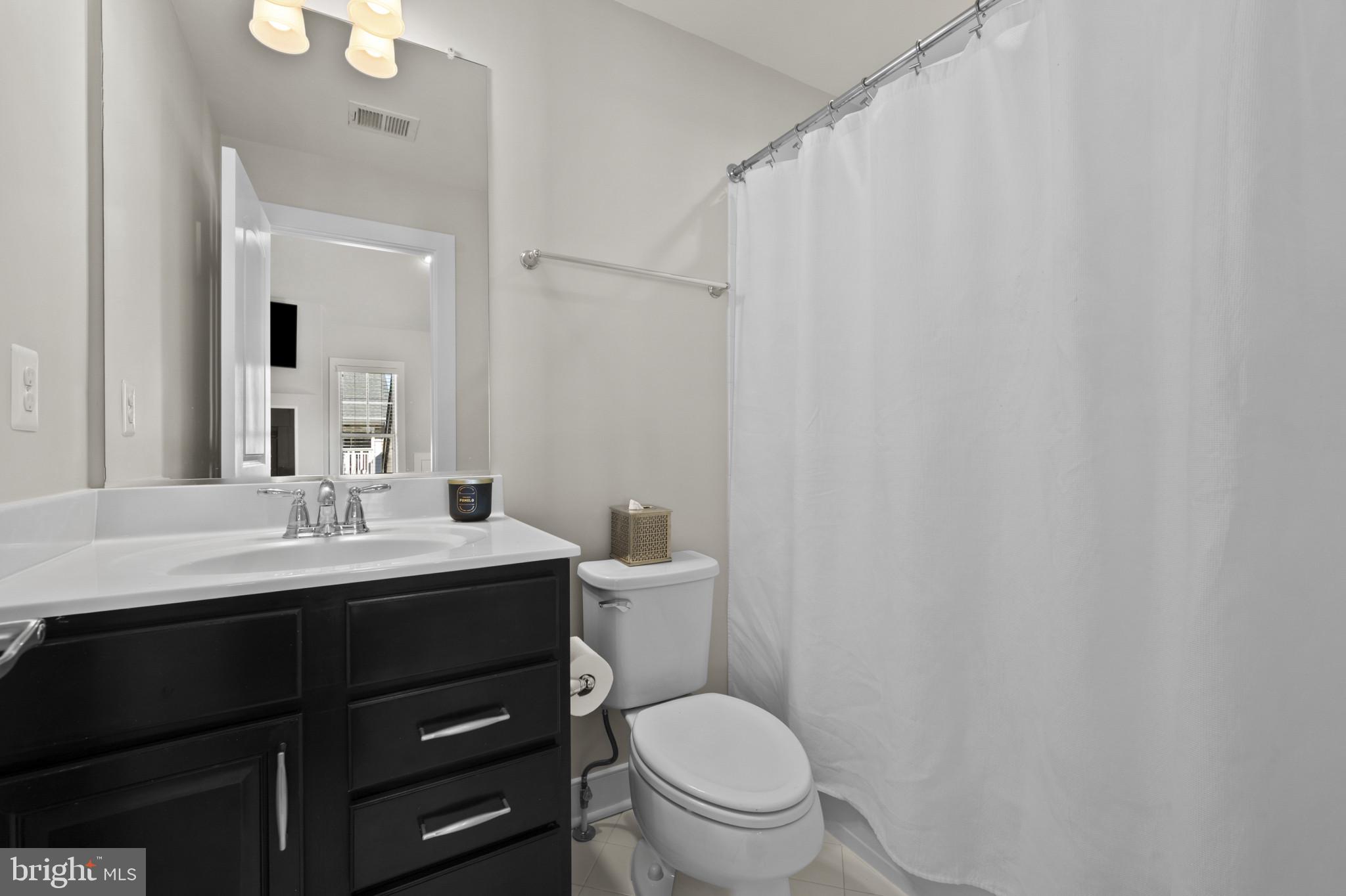 CROWN FARM - Residential