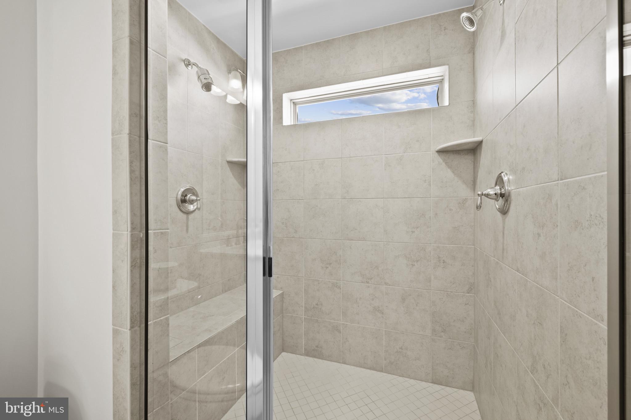 CROWN FARM - Residential