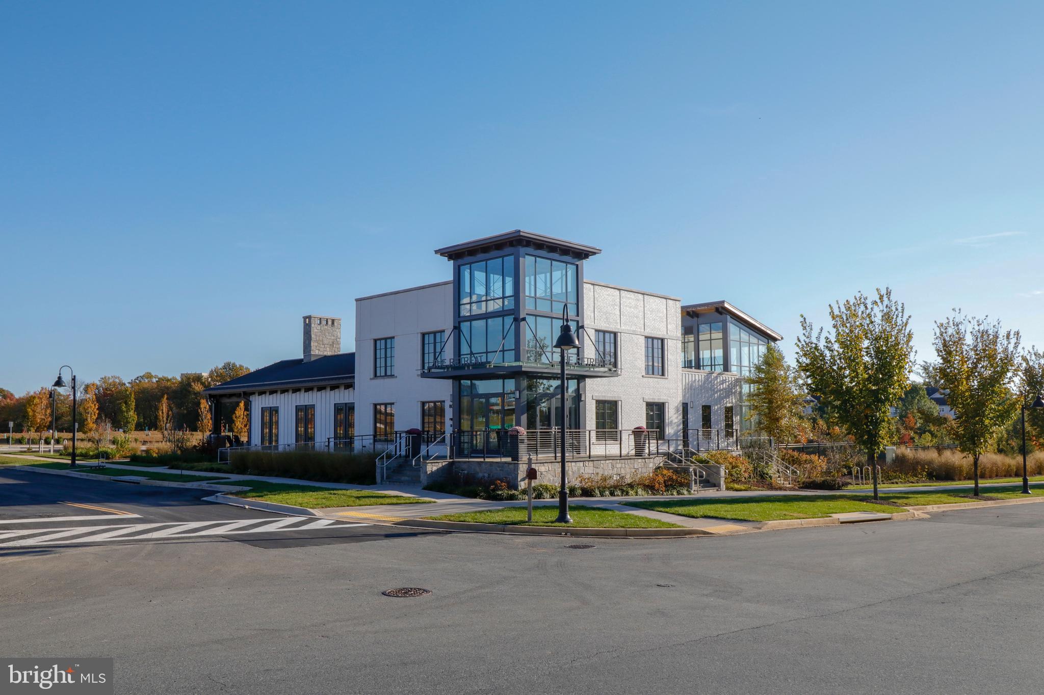 CROWN FARM - Residential