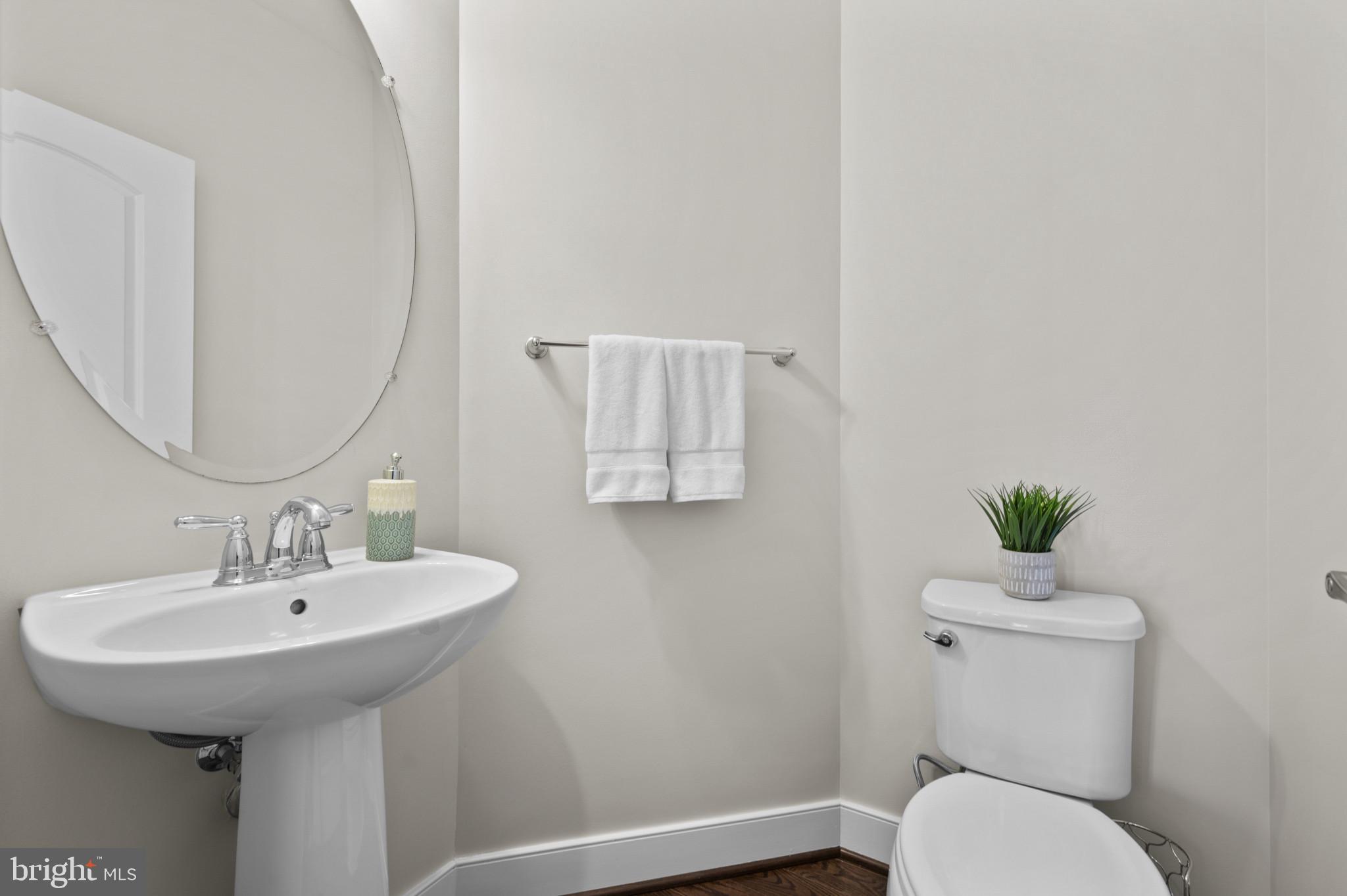 CROWN FARM - Residential