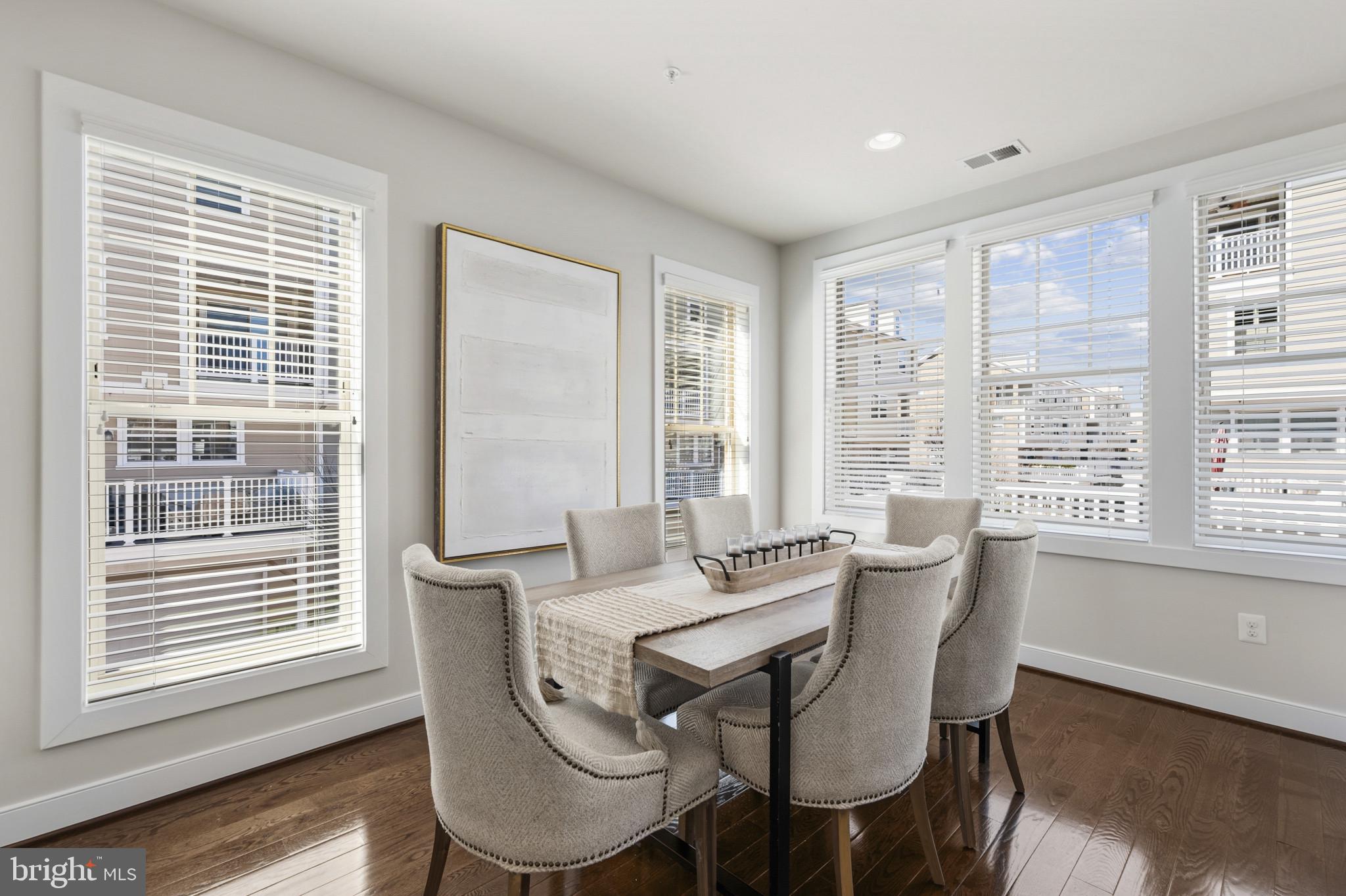 CROWN FARM - Residential