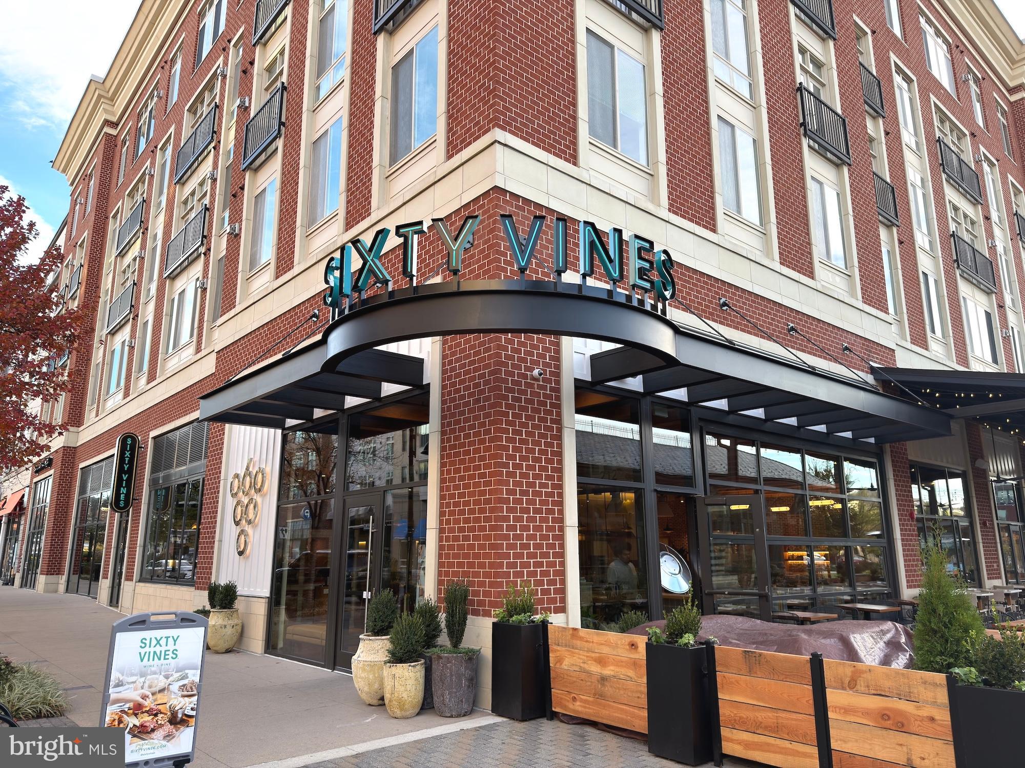 CROWN FARM - Residential